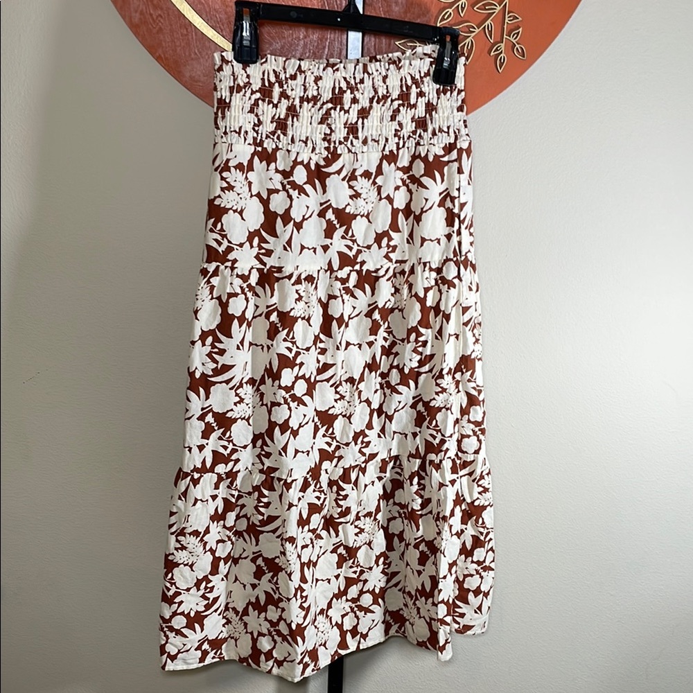 Universal Thread cottage, core floral tired skirt cotton peasant NWT